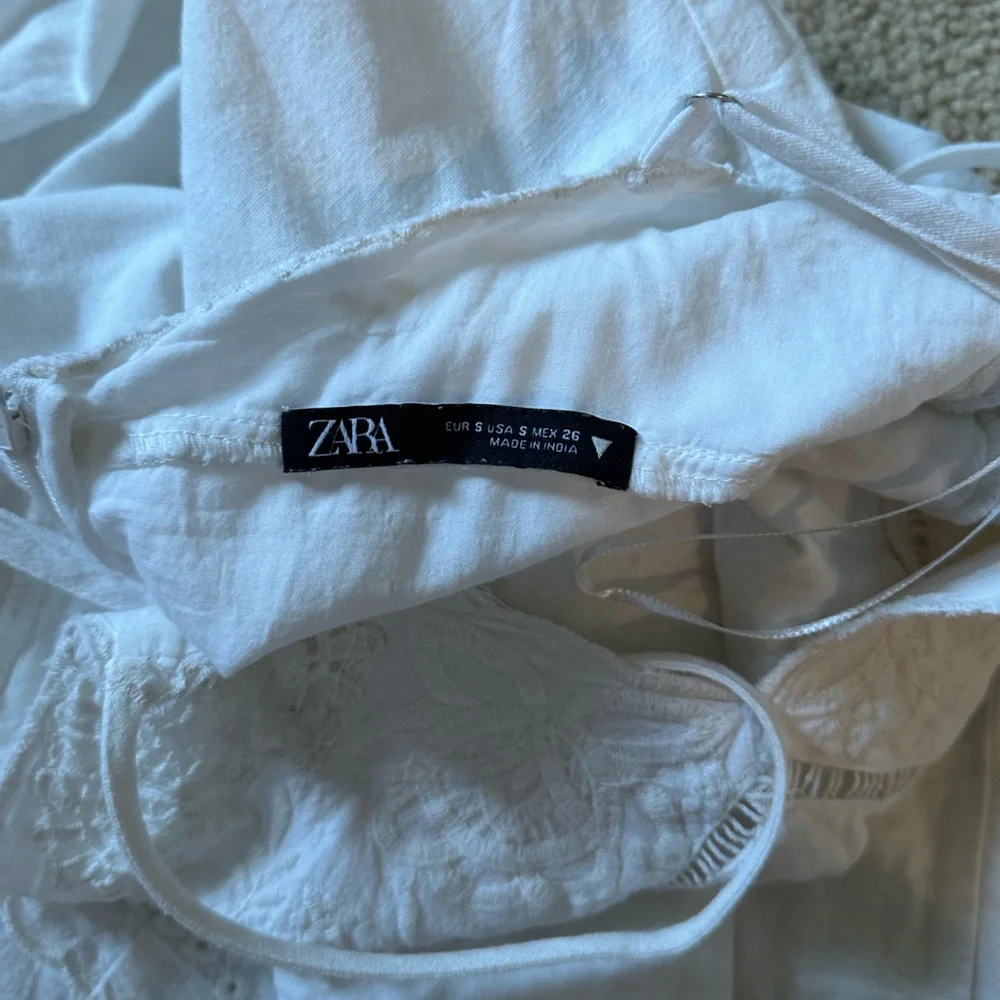 Zara White Lace Mini Dress - Picture 4 of 4